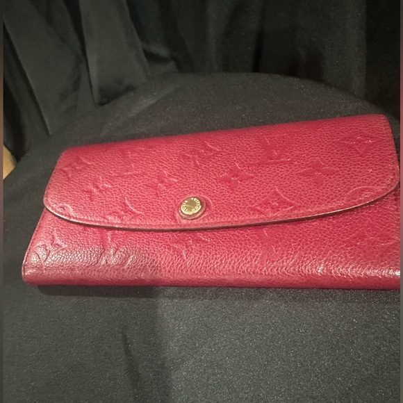 Louis Vuitton red EMPREINTE Sarah Wallet - pre loved -100% authentic - Picture 2 of 9